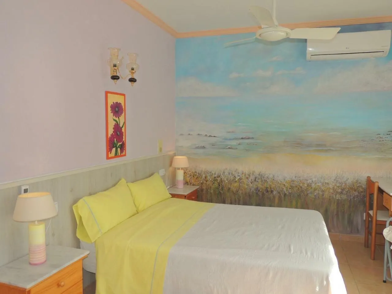 קאלה בלווה Villa Bosque 0*, קאלה בלווה ספרד