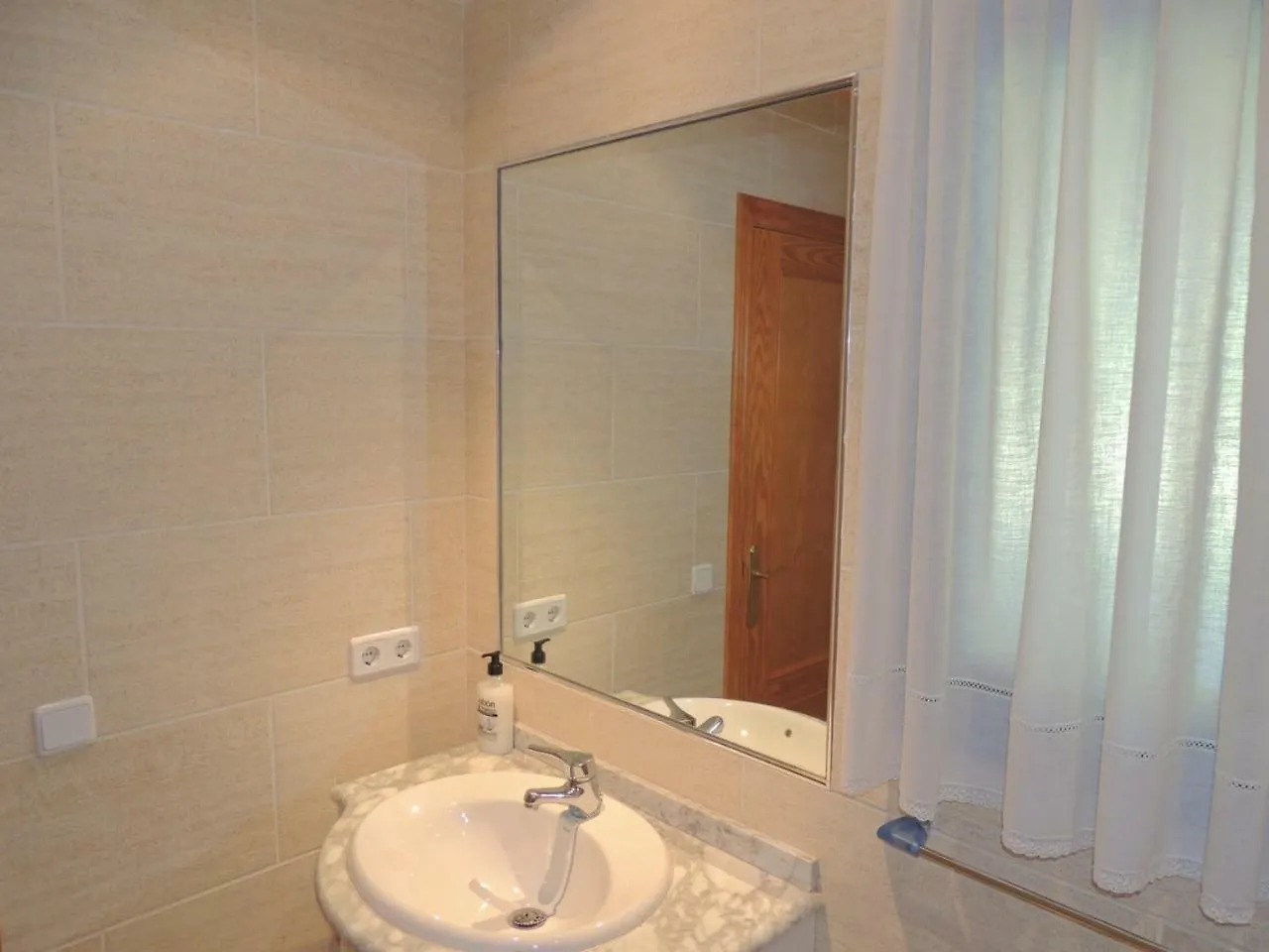קאלה בלווה Villa Bosque ספרד