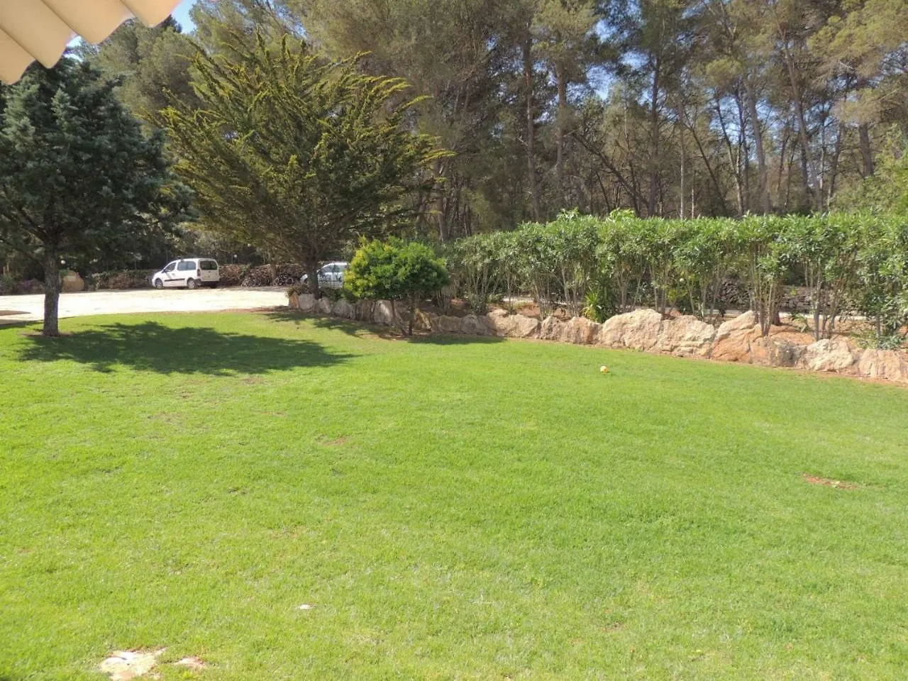 קאלה בלווה Villa Bosque 0*, קאלה בלווה ספרד